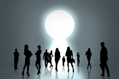 İnsanlar siluetleri ve anahtar deliği