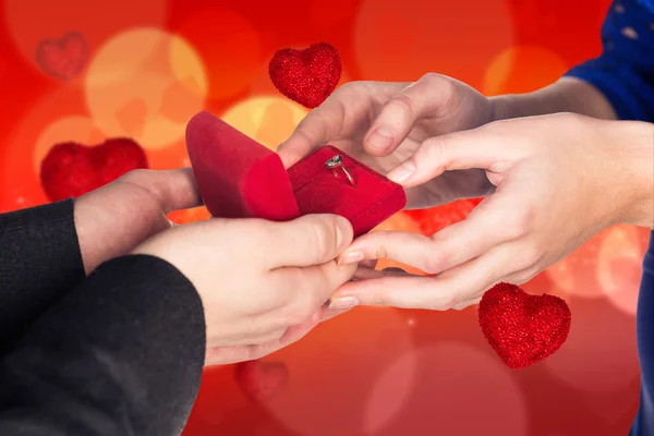 Man make a proposal on bokeh valentine background — Stock Photo, Image