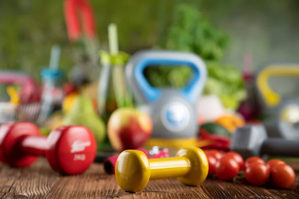 Conceito Aptidão Nutrição Saudável Frutas Legumes Equipamento Para Exercícios Fitness — Fotografia de Stock