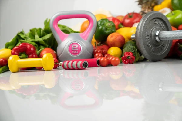 Conceito Aptidão Nutrição Saudável Frutas Legumes Equipamento Para Exercícios Fitness — Fotografia de Stock