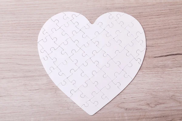 Cuore puzzle bianco — Foto Stock