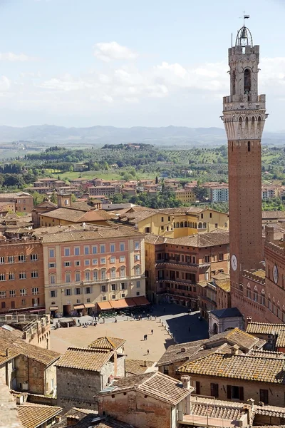 Pohled na historické město Siena, Toskánsko, Itálie — Stock fotografie