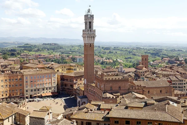 Pohled na historické město Siena, Toskánsko, Itálie — Stock fotografie