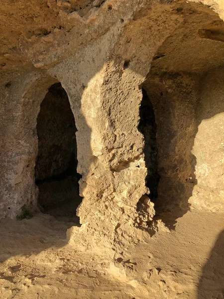 Rupestrian Kerk Langs Canyon Gesneden Door Rivier Gravina Waar Ligt — Stockfoto