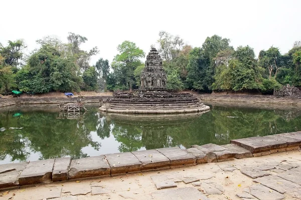 Ruinele templului Neak Pean — Fotografie, imagine de stoc
