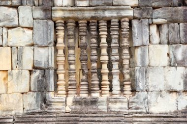 Bakong tapınak kalıntıları