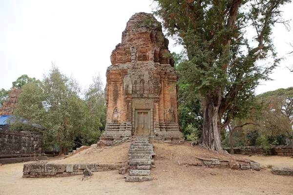 Ruínas do templo bakong — Fotografia de Stock