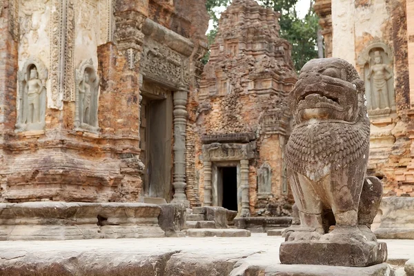 Ruines du temple Preah Ko — Photo