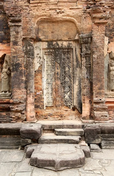 Preah ko ruínas do templo — Fotografia de Stock