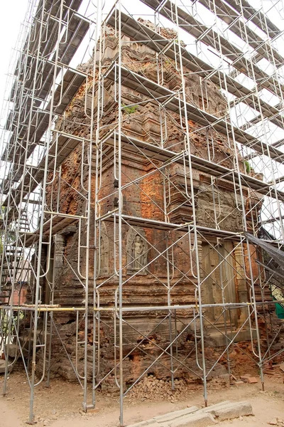 Lolei temple ruins