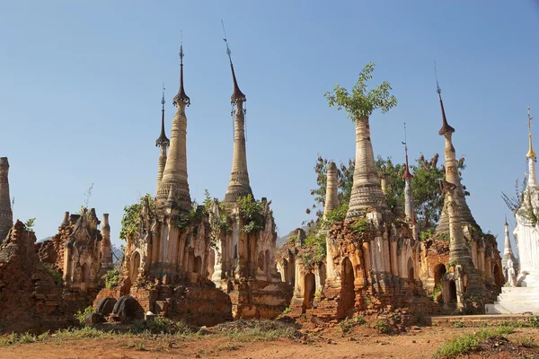 Complexo Shwe Inn Dain Pagoda — Fotografia de Stock