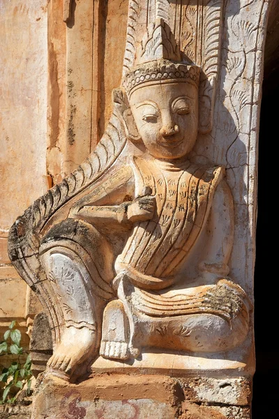 Shwe Inn Dain Pagoda complex — Stock Photo, Image