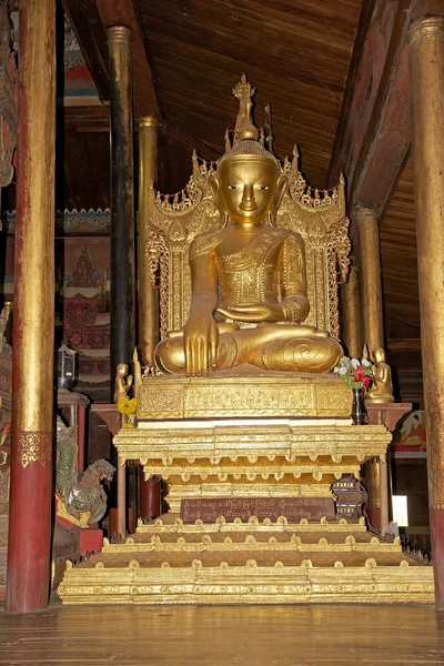 Buddha image at Nga Phe Chaung Monastery Myanmar — стокове фото