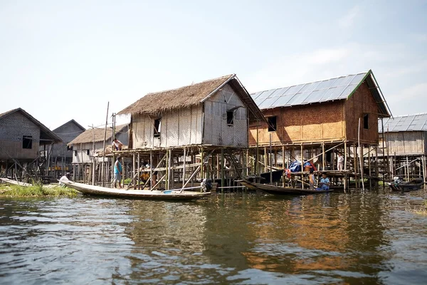 Stile di vita sul lago Inle Myanmar — Foto Stock