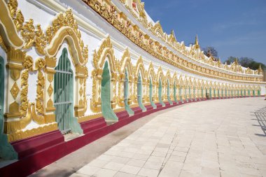 U Min Thonze Cave Sagaing Hill, Myanmar