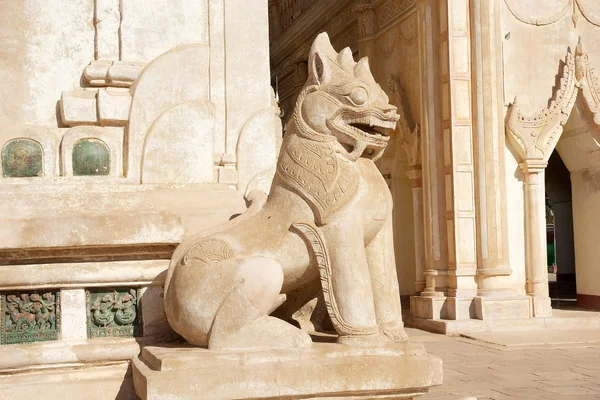 ミャンマーのバガンにあるアナンダ寺院 — ストック写真