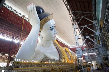 Chaukhtatgyi Bubbha Temple, Yangon, Myanmar