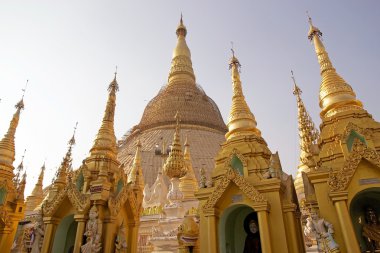 shwedagon pagoda, yangon, myanmar
