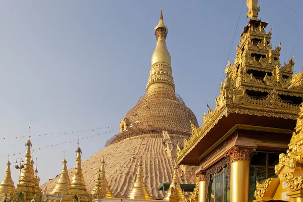 Shwedagon Pagoda, Rangún, Myanmar — Foto de Stock