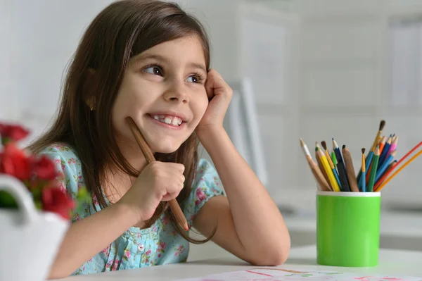 Little girl drawing at home — Stock Photo, Image