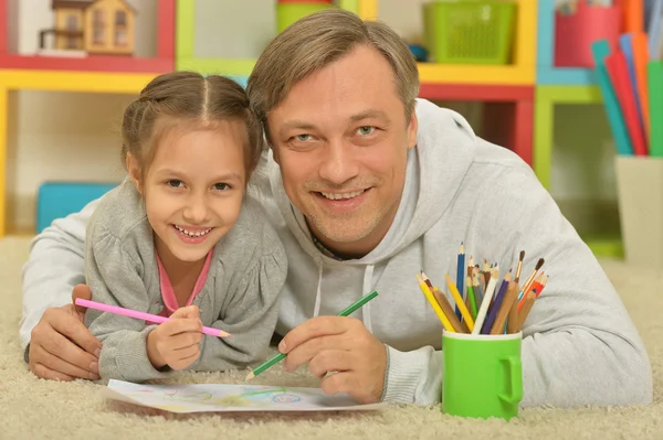 Portret van gelukkige familie schilderij — Stockfoto