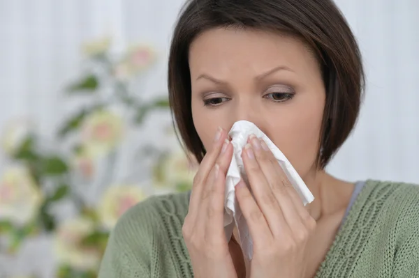 Sick brunette woman — Stock Photo, Image