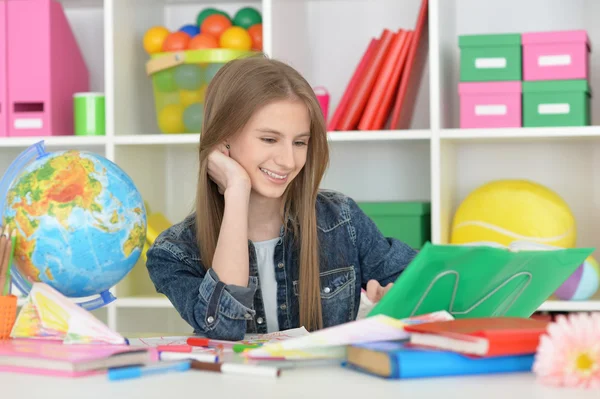 Studentka v třída — Stock fotografie