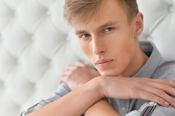 Man in a casual style posing — Stock Photo, Image