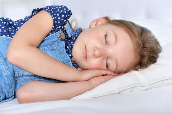 Carino bambina dormire — Foto Stock