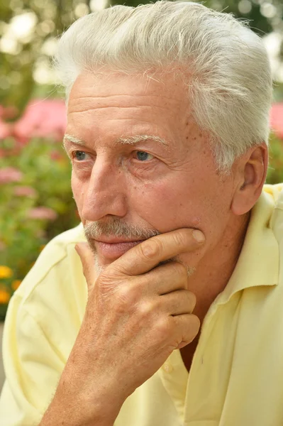 Portrait of a senior man — Stock Photo, Image