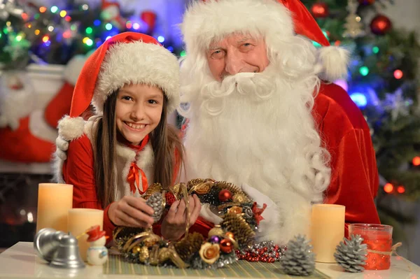 Papai Noel Menina Feliz Natal — Fotografia de Stock