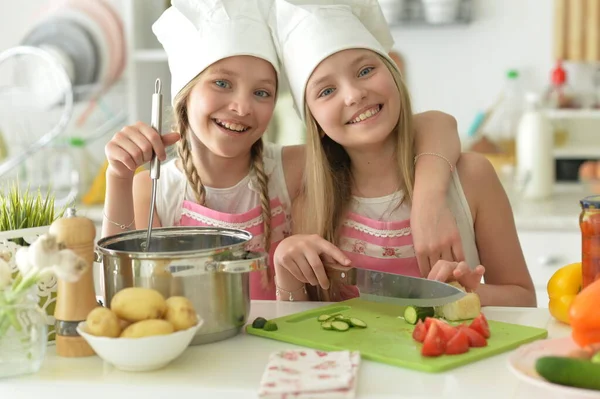 Cute Girls Preparing Delicious Fresh Salad Kitchen — Stock Photo, Image