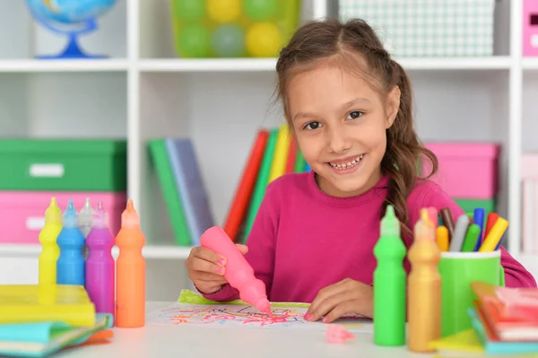 Bonito Menina Desenho Imagem Casa — Fotografia de Stock