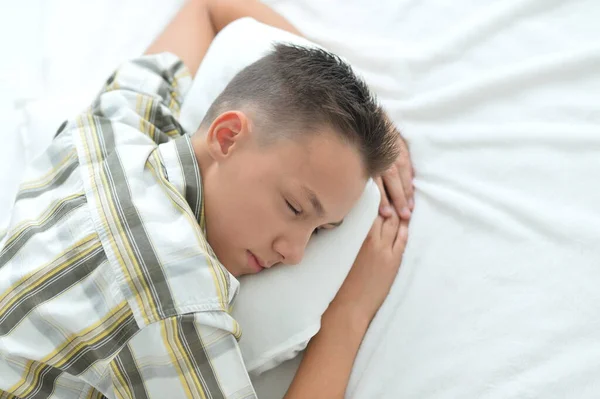 Porträtt Sleeping Boy Rummet — Stockfoto