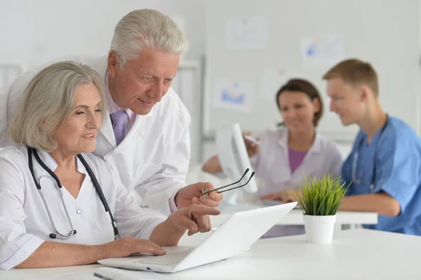 Portrait Senior Doctors Hospital —  Fotos de Stock