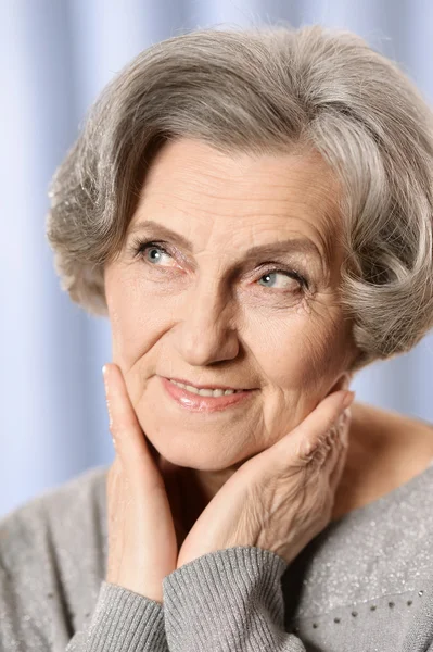 Starší žena portrét — Stock fotografie