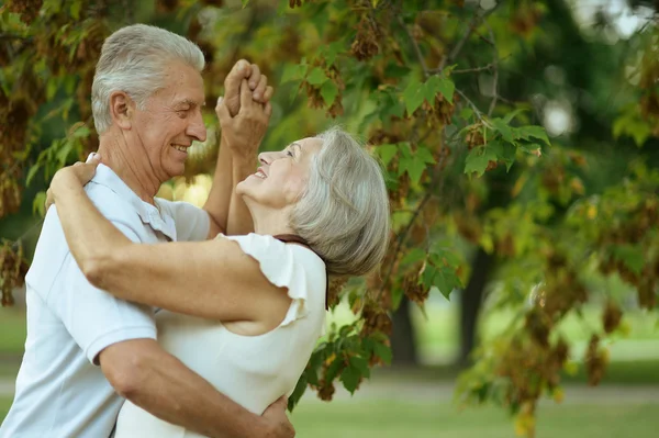 Mature couple dancing — Stock Photo, Image