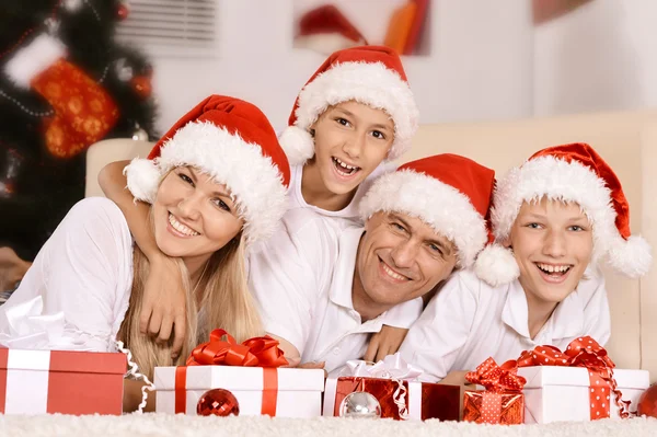 Family celebrating New Year — Stock Photo, Image