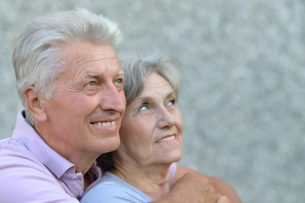 Elderly couple outdoor — Stock Photo, Image