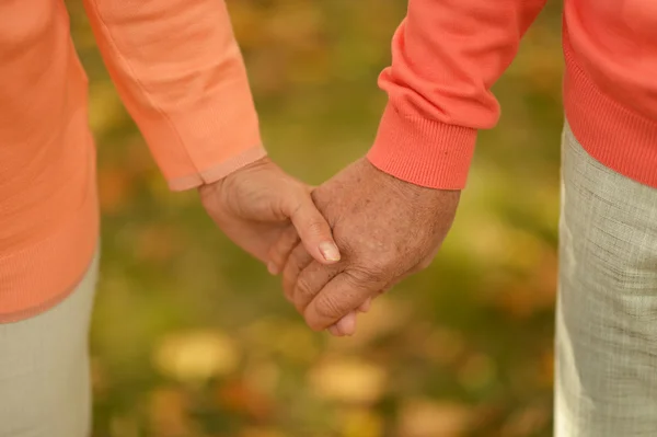 Ruce držel pohromadě — Stock fotografie