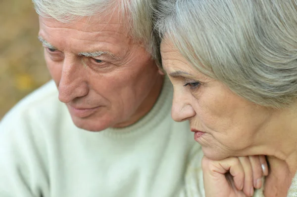 Sad senior couple — Stock Photo, Image