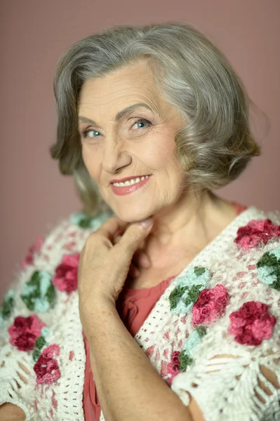 Mujer mayor sonriente —  Fotos de Stock