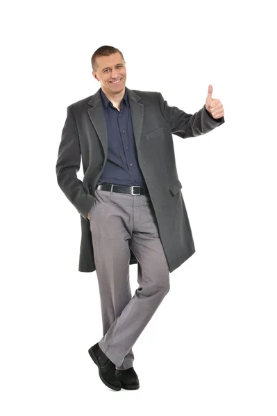 Selbstbewusster Mann mit erhobenem Daumen — Stockfoto