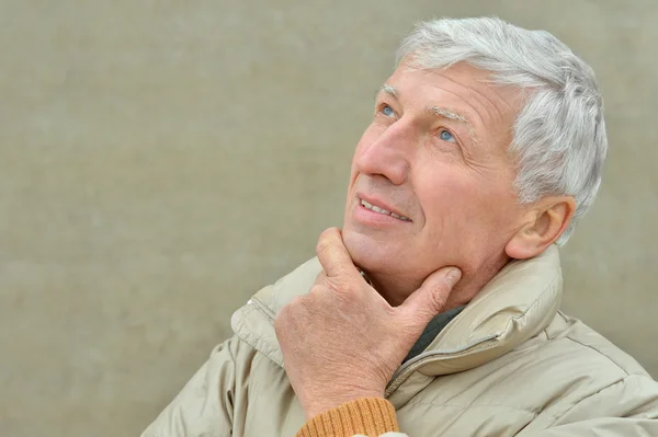 Thoughtful senior man — Stock Photo, Image