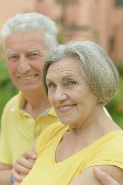 Mature couple on vacation — Stock Photo, Image