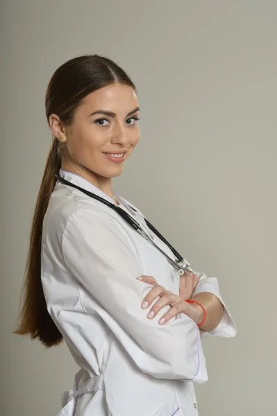 Kobieta lekarz ze stetoskopem — Zdjęcie stockowe