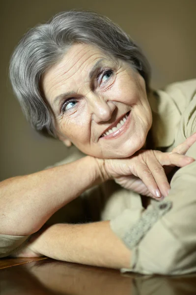 Portrait of senior woman — Stock Photo, Image