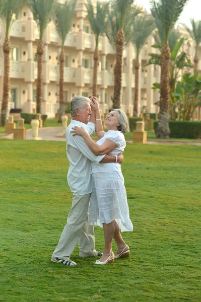 Senior couple at tropic  garden — Stock Photo, Image