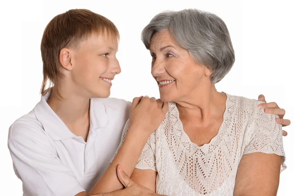 Jonge jongen en zijn grootmoeder — Stockfoto