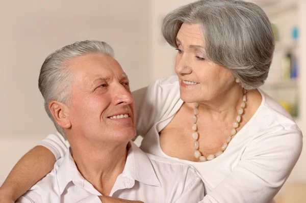 Äldre par tillsammans — Stockfoto